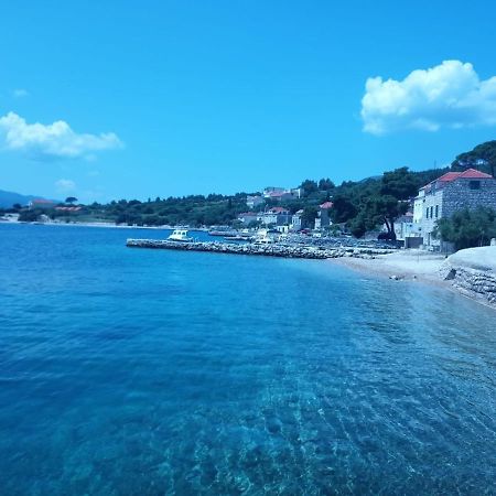 Apartman Iva Kuciste Bagian luar foto