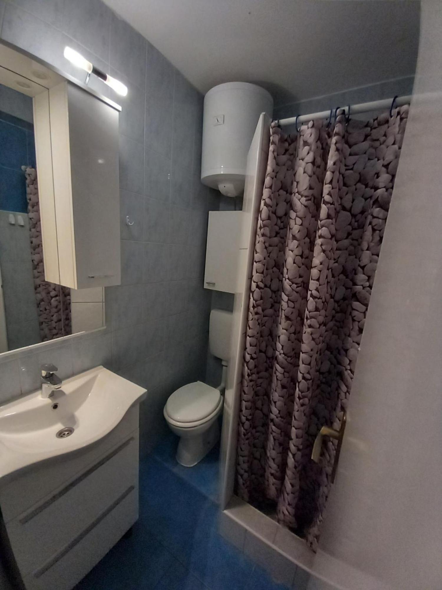 Apartman Iva Kuciste Ruang foto